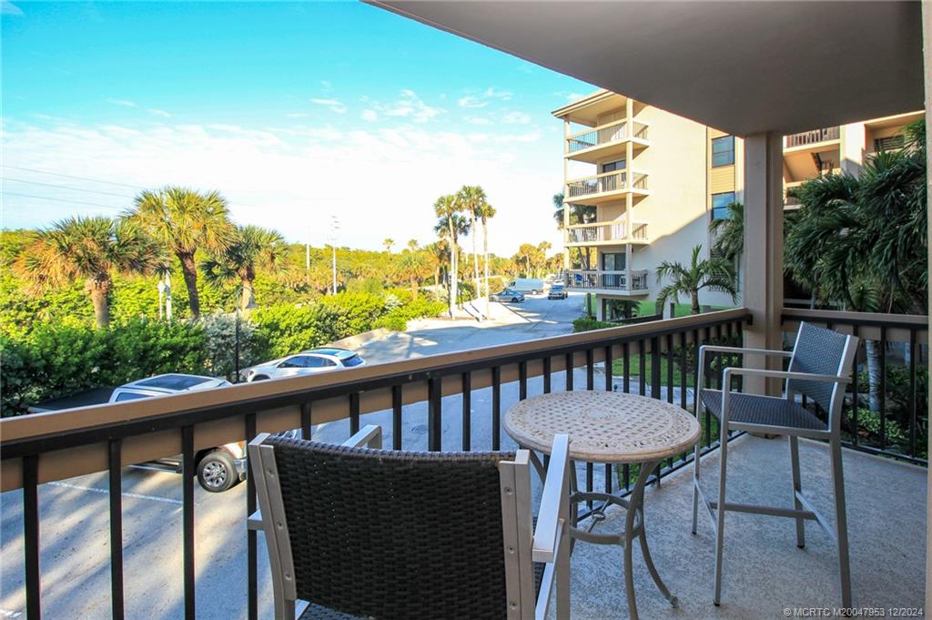 Stuart, Florida 34996, United States, 2 Bedrooms Bedrooms, ,2 BathroomsBathrooms,Residential,Active,28095