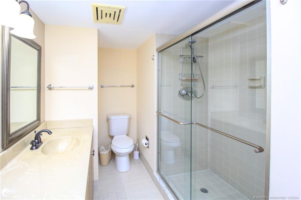 Stuart, Florida 34996, United States, 2 Bedrooms Bedrooms, ,2 BathroomsBathrooms,Residential,Active,28095