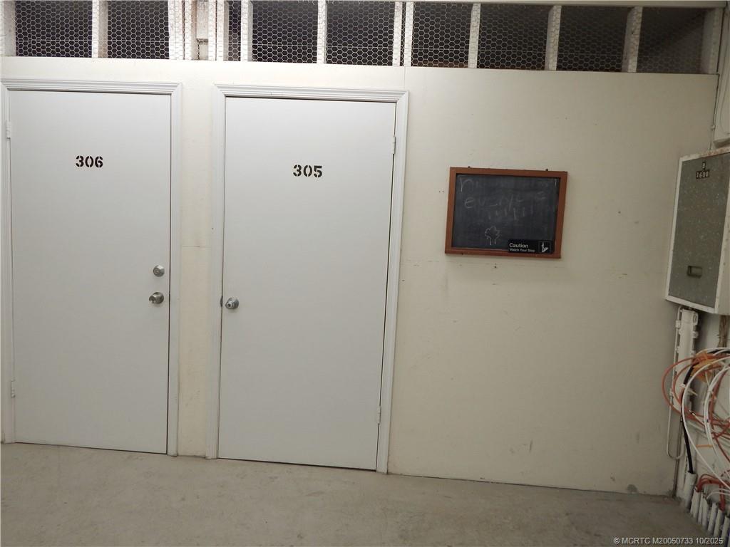 Stuart, Florida 34996, United States, 2 Bedrooms Bedrooms, ,2 BathroomsBathrooms,Residential,Active,135713