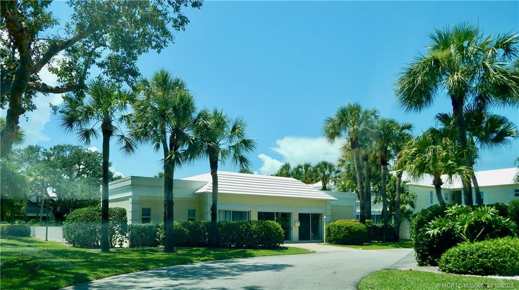Stuart, Florida 34996, United States, 2 Bedrooms Bedrooms, ,2 BathroomsBathrooms,Residential,Active,135713
