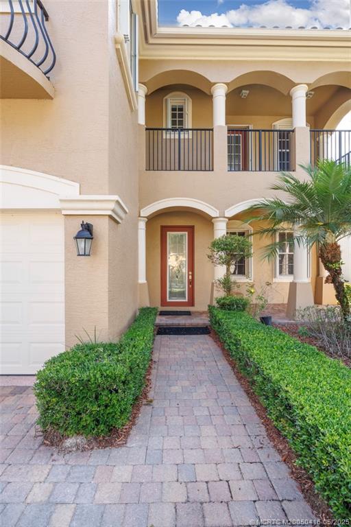 5565 SW Bellflower Court