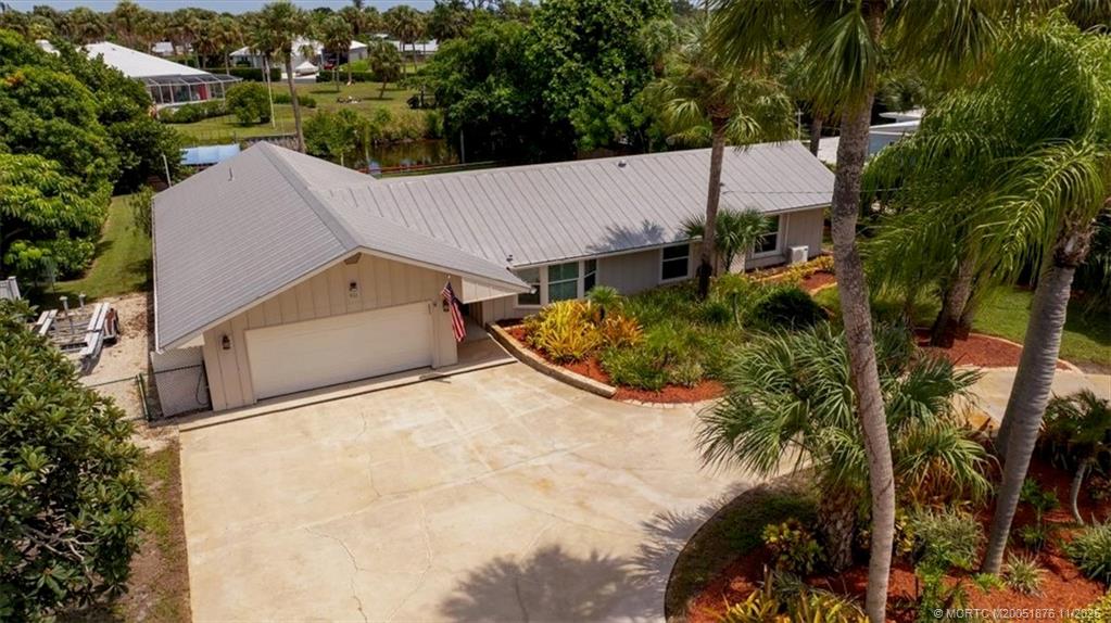 Stuart, Florida 34996, United States, 4 Bedrooms Bedrooms, ,3 BathroomsBathrooms,Residential,Coming Soon,195385