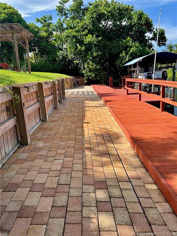 Stuart, Florida, 34996, United States, 4 Bedrooms Bedrooms, ,3 BathroomsBathrooms,Residential,Active,1941305