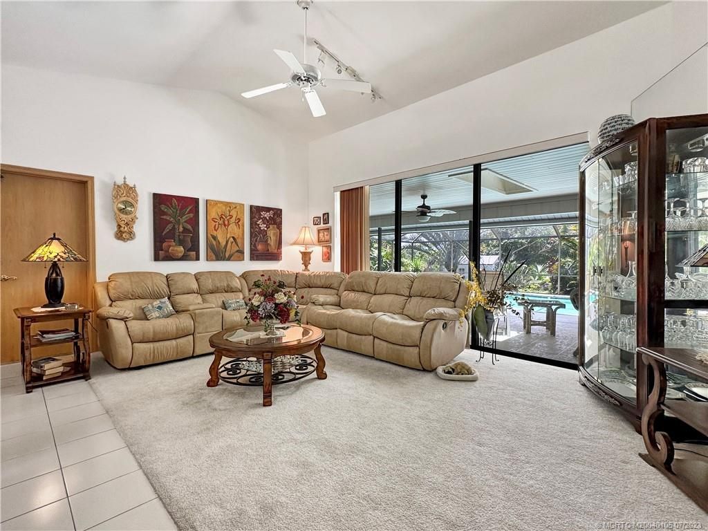 Photo of 1088 NE Quinn Place, Jensen Beach, FL 34957 (MLS # M20040105)