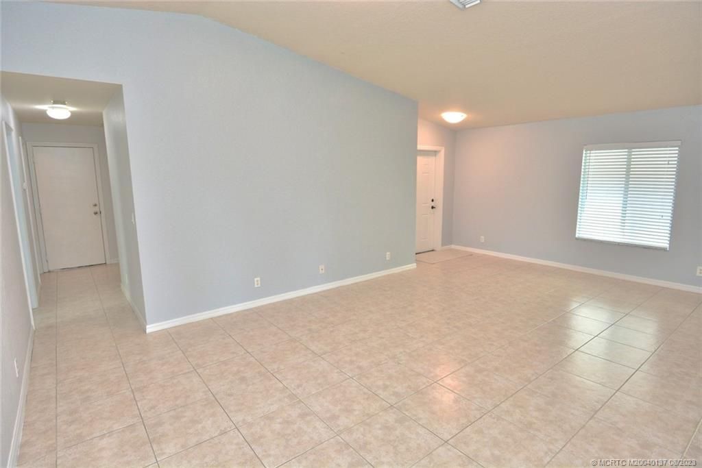 Photo of 5424 SE Graham Drive, Stuart, FL 34997 (MLS # M20040137)