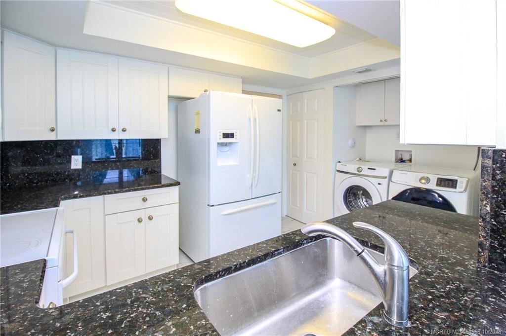 Jensen Beach, Florida 34957, United States, 2 Bedrooms Bedrooms, ,2 BathroomsBathrooms,Residential,Active,179643