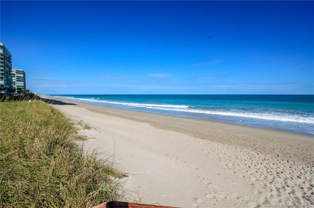 Jensen Beach, Florida 34957, United States, 2 Bedrooms Bedrooms, ,2 BathroomsBathrooms,Residential,Active,179643