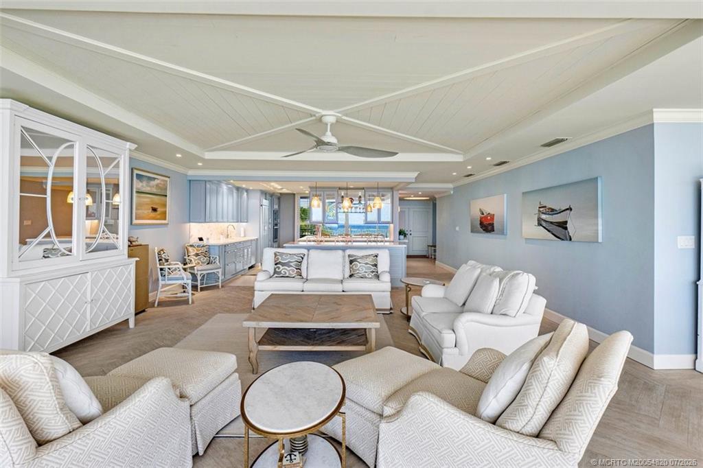 2001 SE Sailfish Point Boulevard 212