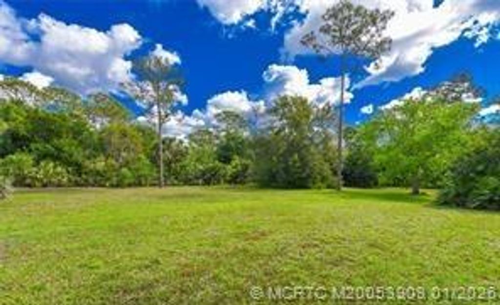 Photo of 11165 SW Meadowlark Circle, Stuart, FL 34997 (MLS # M20053909)