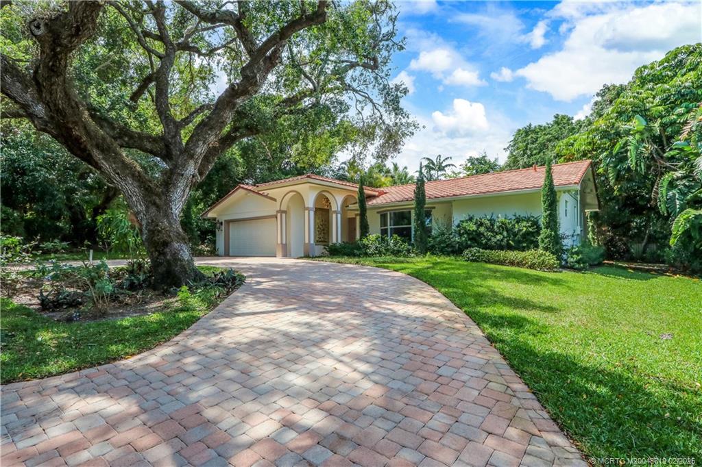24 Emarita Way