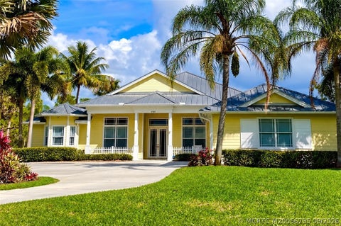 Homes For Sale - 4743 SW Bermuda Way<br/> Palm City, FL 34990