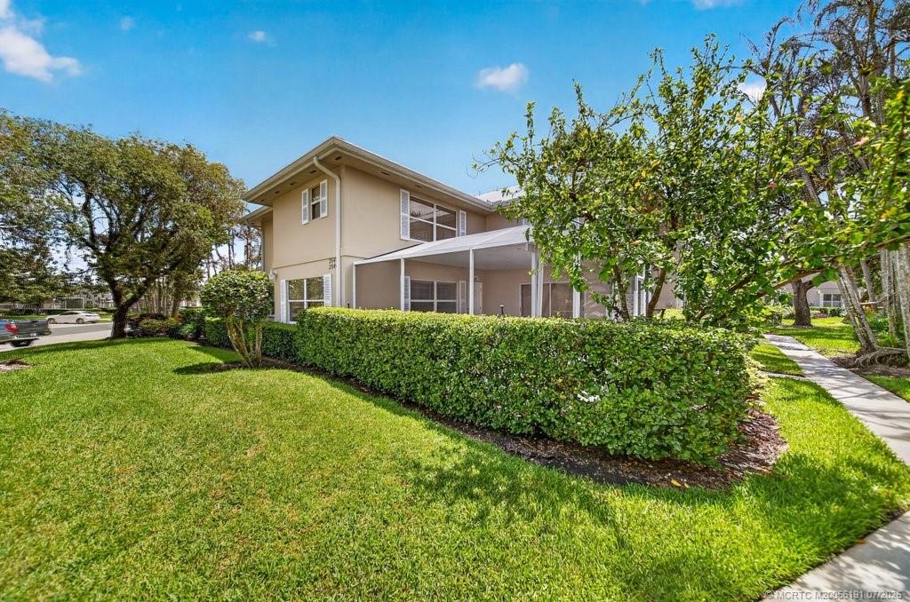 Photo of 2848 SW Lakemont Place, Palm City, FL 34990 (MLS # M20056191)