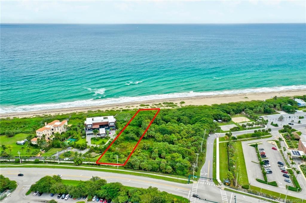 Photo of 16 NE Doubloon Drive, Hutchinson Island, FL 34996 (MLS # M20041867)
