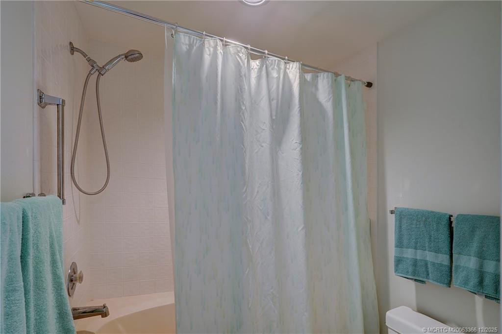 Stuart, Florida 34996, United States, 2 Bedrooms Bedrooms, ,2 BathroomsBathrooms,Residential,Active,252275