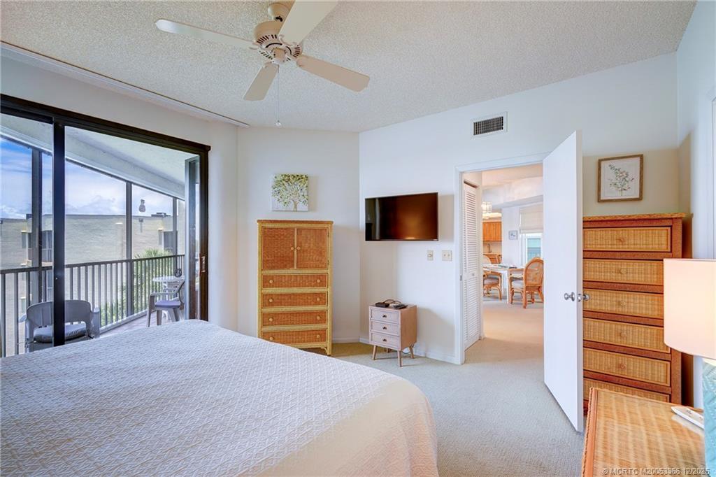 Stuart, Florida 34996, United States, 2 Bedrooms Bedrooms, ,2 BathroomsBathrooms,Residential,Active,252275