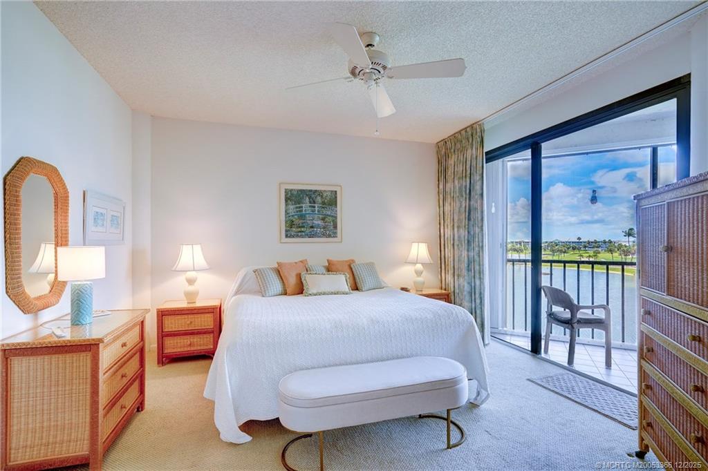 Stuart, Florida 34996, United States, 2 Bedrooms Bedrooms, ,2 BathroomsBathrooms,Residential,Active,252275