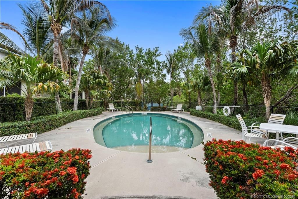 10173 S Ocean Drive Unit D2, Jensen Beach, FL, 34957, US, 5 Bedrooms Bedrooms, ,4 BathroomsBathrooms,Residential,Active,10173 S Ocean Drive Unit D2,M20055925