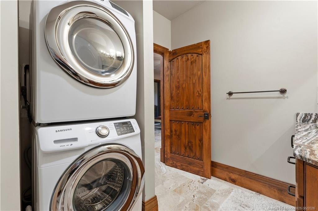10173 S Ocean Drive Unit D2, Jensen Beach, FL, 34957, US, 5 Bedrooms Bedrooms, ,4 BathroomsBathrooms,Residential,Active,10173 S Ocean Drive Unit D2,M20055925