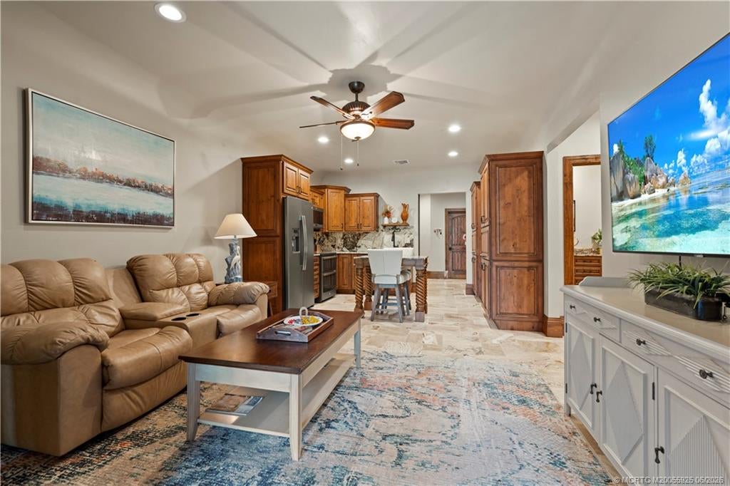 10173 S Ocean Drive Unit D2, Jensen Beach, FL, 34957, US, 5 Bedrooms Bedrooms, ,4 BathroomsBathrooms,Residential,Active,10173 S Ocean Drive Unit D2,M20055925