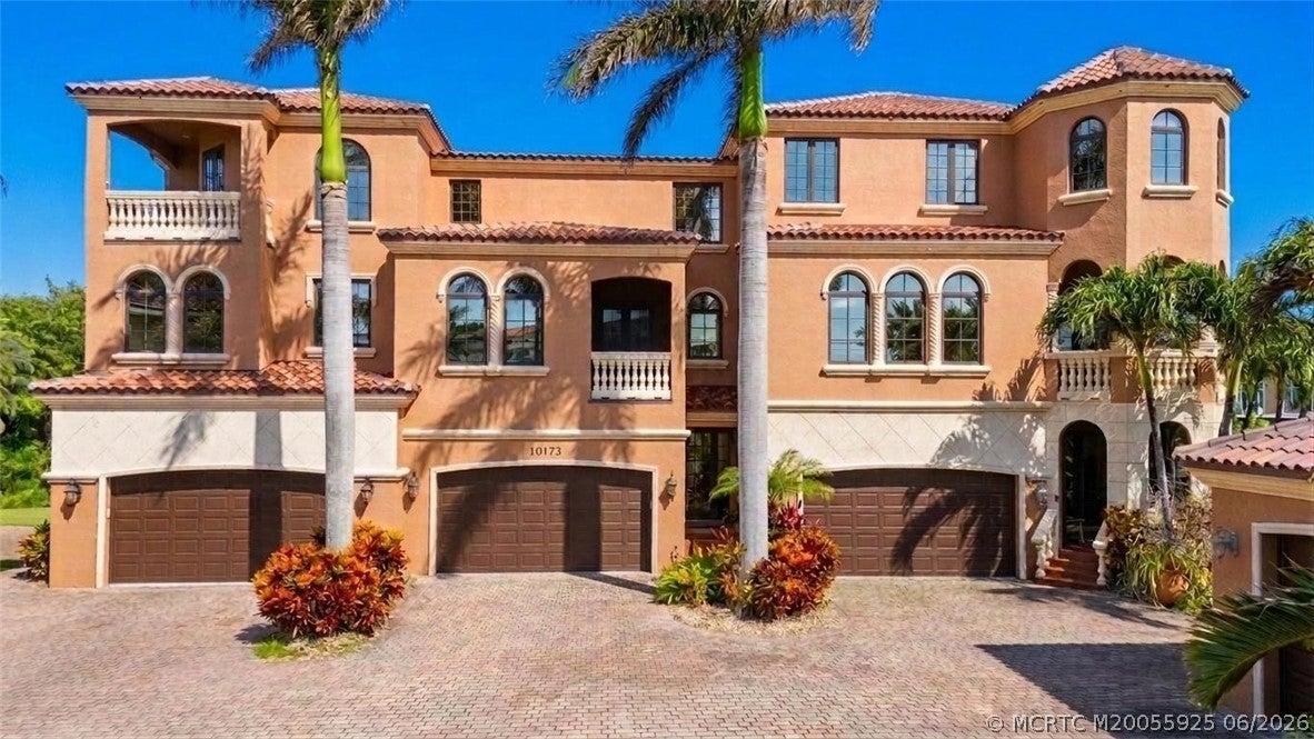 10173 S Ocean Drive D2