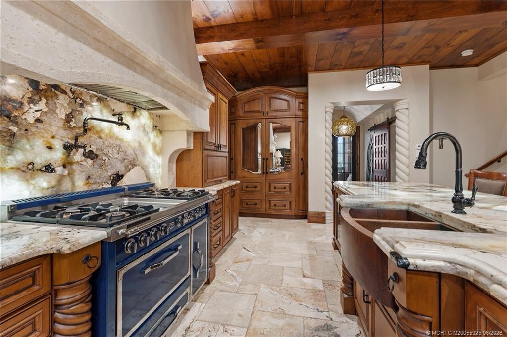 10173 S Ocean Drive Unit D2, Jensen Beach, FL, 34957, US, 5 Bedrooms Bedrooms, ,4 BathroomsBathrooms,Residential,Active,10173 S Ocean Drive Unit D2,M20055925