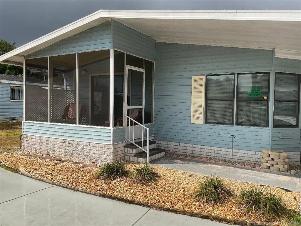 Photo of 16332 SW Indianwood Circle, Indiantown, FL 34956 (MLS # M20045317)