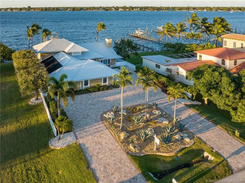 Photo of 1441 SW Eagle Nest Way, Palm City, FL 34990 (MLS # M20037549)