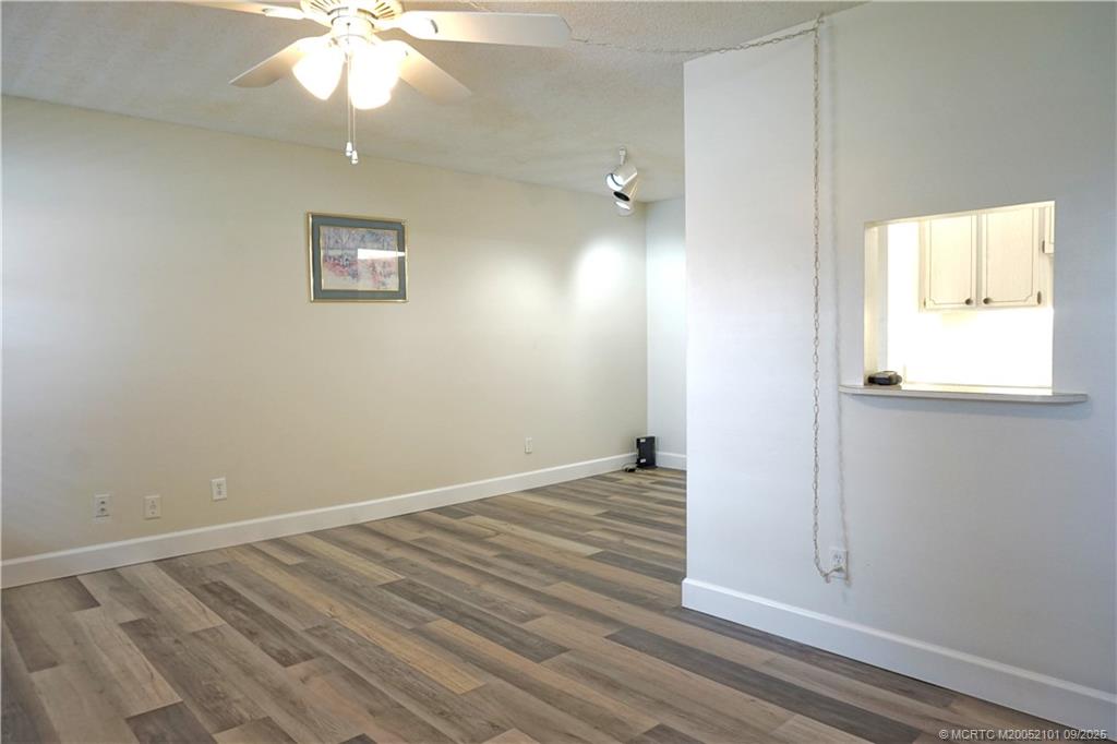 Stuart, Florida 34996, United States, 1 Bedroom Bedrooms, ,1 BathroomBathrooms,Residential,Pending,206032