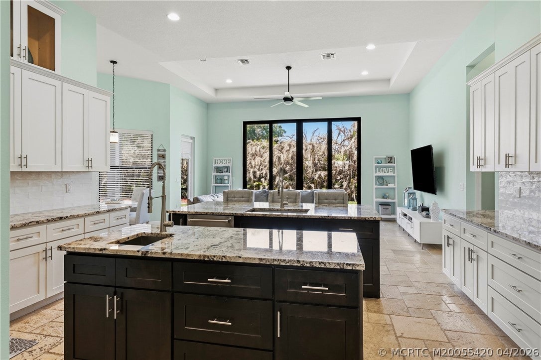 5023 SW Martin Commons Way