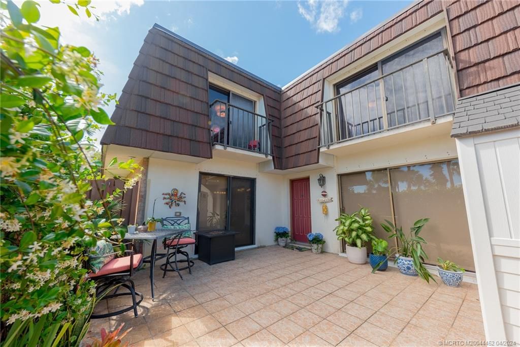 Photo of 5905 SE Riverboat Drive, Stuart, FL 34997 (MLS # M20044452)