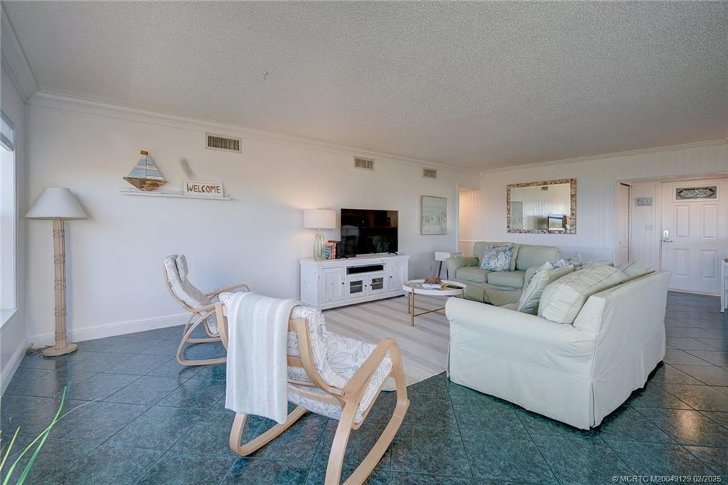 Stuart, Florida 34996, United States, 2 Bedrooms Bedrooms, ,2 BathroomsBathrooms,Residential,Active,4778