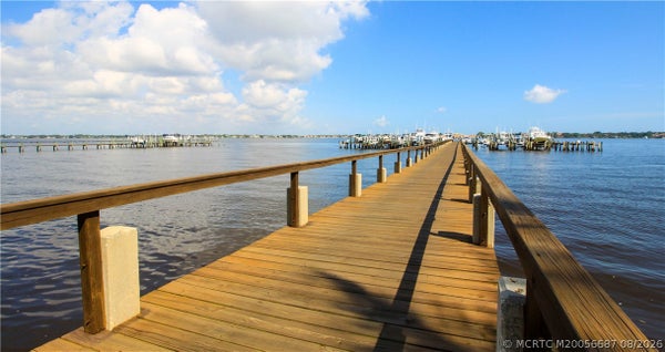 150 SE FOUR WINDS DR APT 304, STUART, FL 34996 - Image ff7e9f9b20d2d5bc8eda9bf0cc0bc408/1783115167