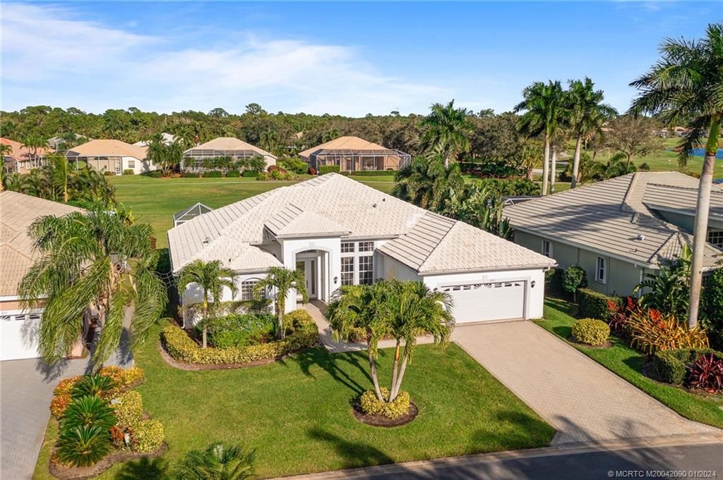 Photo of 2013 SE Oxton Drive, Port Saint Lucie, FL 34952 (MLS # M20042090)