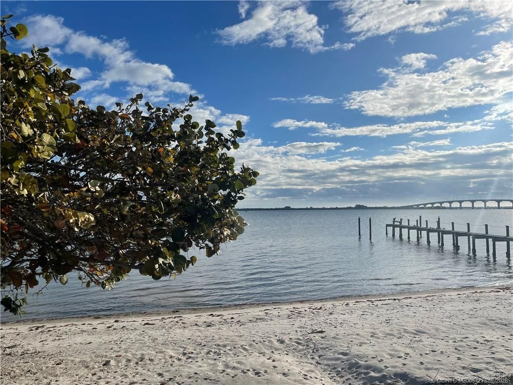 Photo of 4280 NE Indian River Drive, Jensen Beach, FL 34957 (MLS # M20054276)