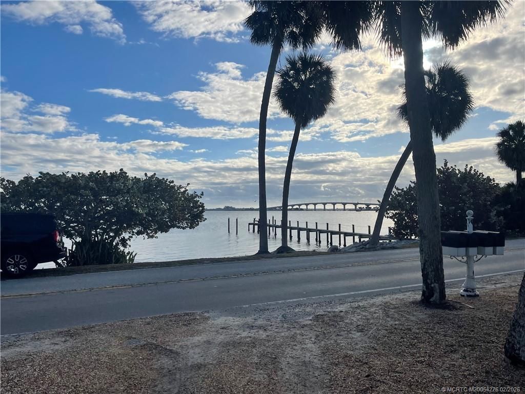 Photo of 4280 NE Indian River Drive, Jensen Beach, FL 34957 (MLS # M20054276)