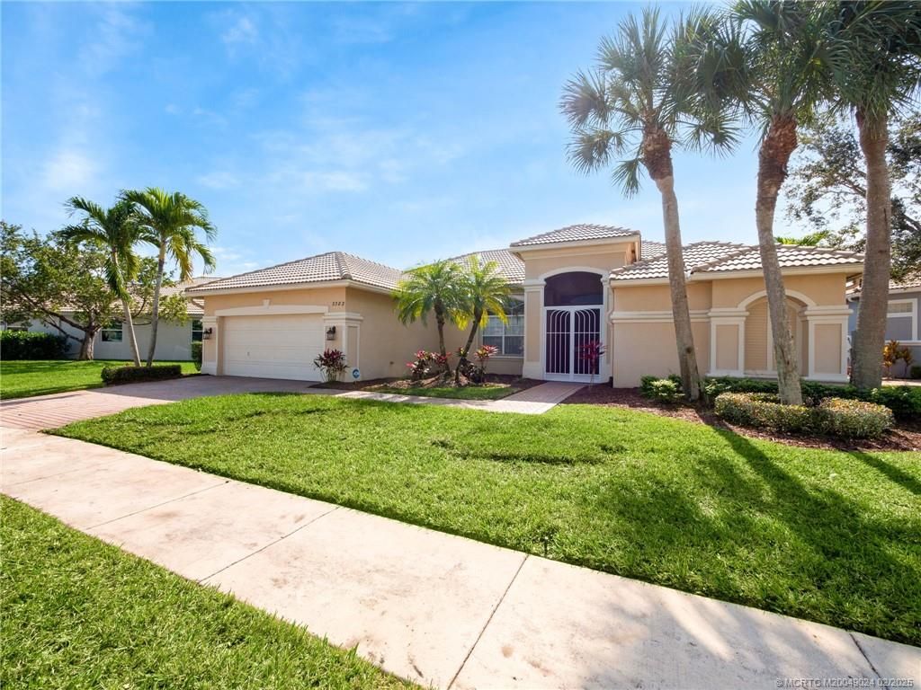 Photo of 3382 SE Suntree Place, Stuart, FL 34997 (MLS # M20049024)