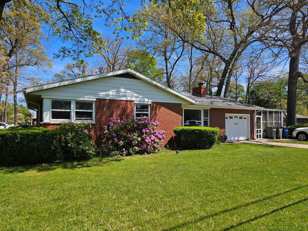Photo of 2032 Welnetz Road, Trail Creek, IN 46360 (MLS # 839053)
