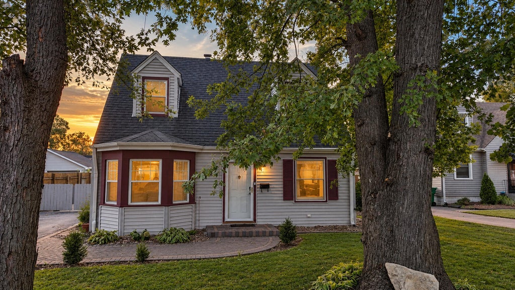 Photo of 8934 Bunker Hill Drive, Munster, IN 46321 (MLS # 845589)