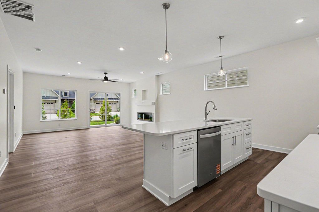 Photo of 1907 E Woodglen Circle, Valparaiso, IN 46383 (MLS # 839325)