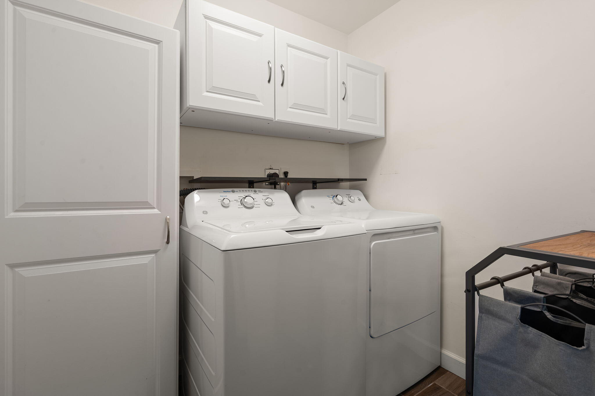 Lowell, Indiana 46356, United States, 3 Bedrooms Bedrooms, ,2 BathroomsBathrooms,Residential,Active,242090