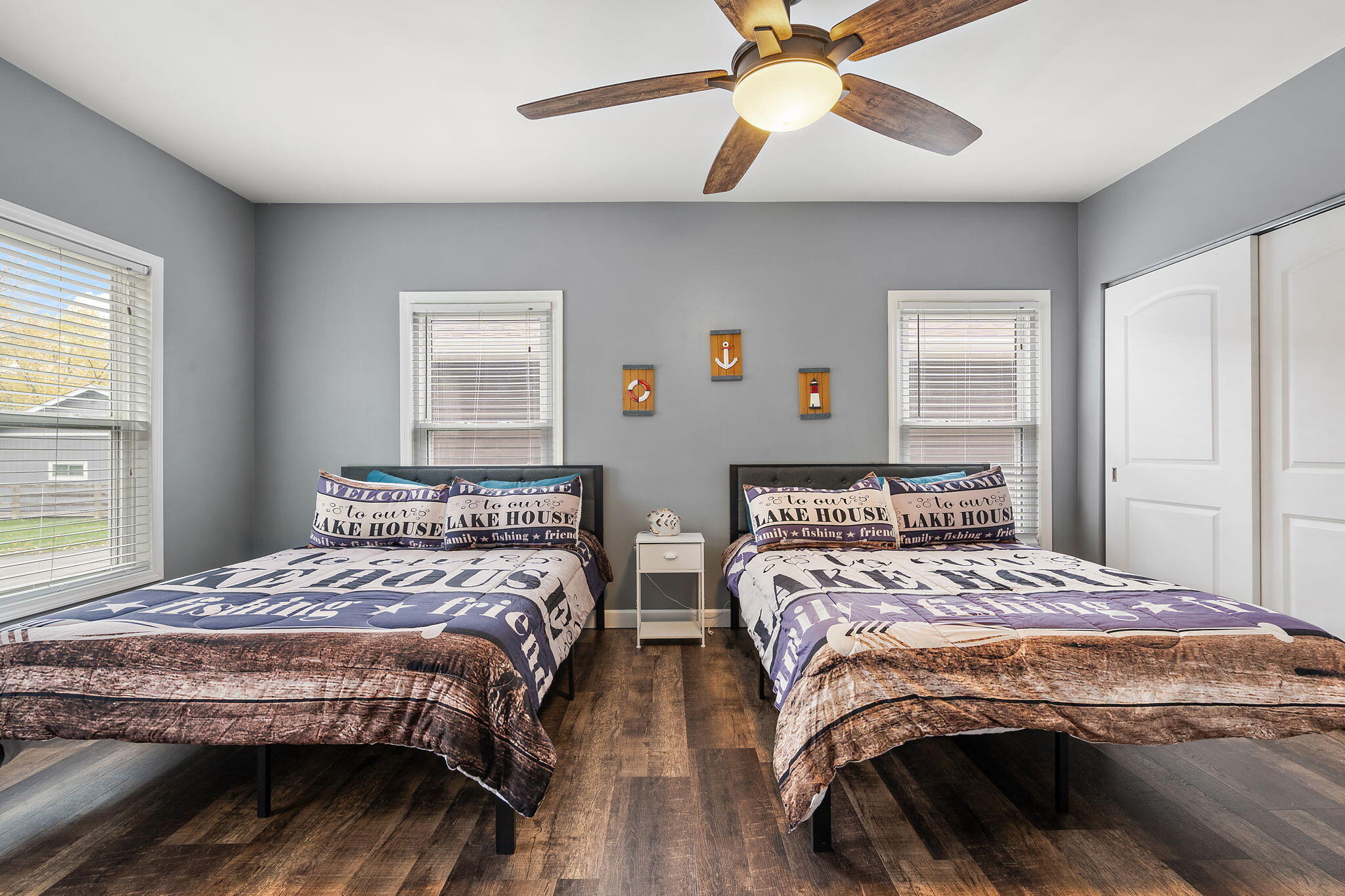 Lowell, Indiana 46356, United States, 3 Bedrooms Bedrooms, ,2 BathroomsBathrooms,Residential,Active,242090