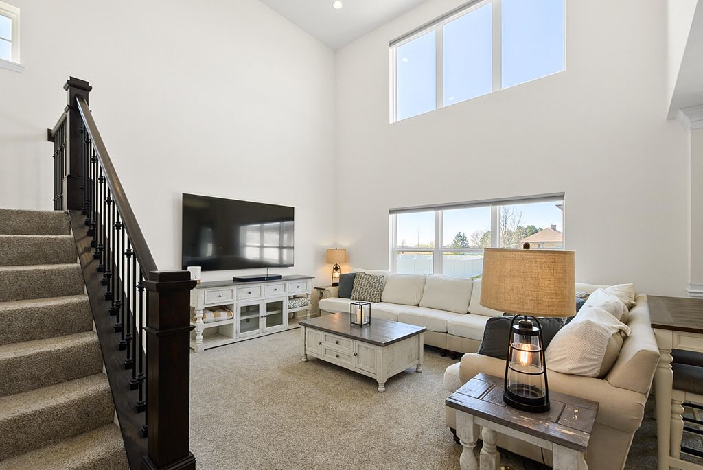 Photo of 10990 Isles Avenue, Dyer, IN 46311 (MLS # 836774)