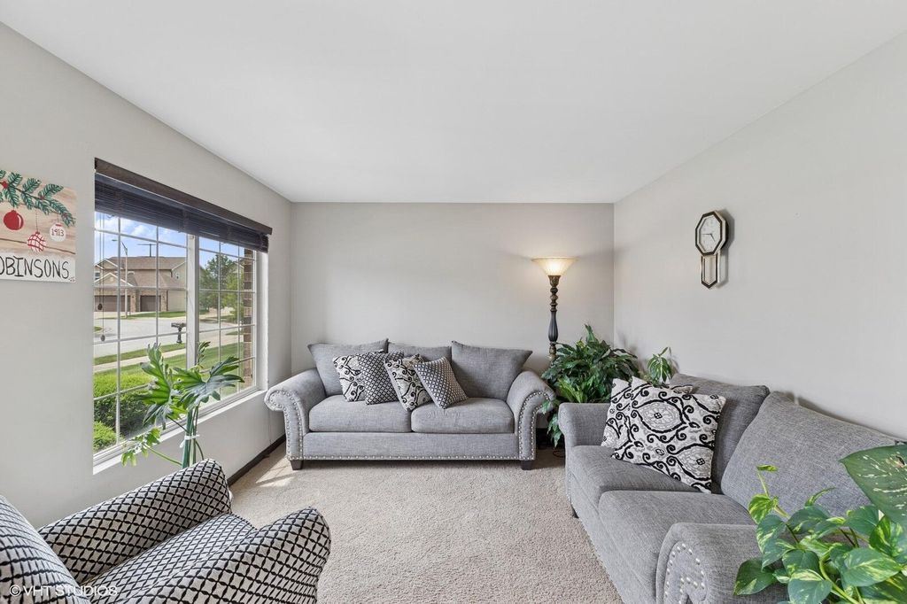 Photo of 2484 W 85th Lane, Merrillville, IN 46410 (MLS # 831814)