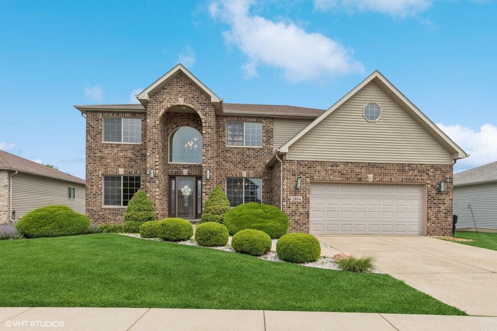 Photo of 2484 W 85th Lane, Merrillville, IN 46410 (MLS # 831814)