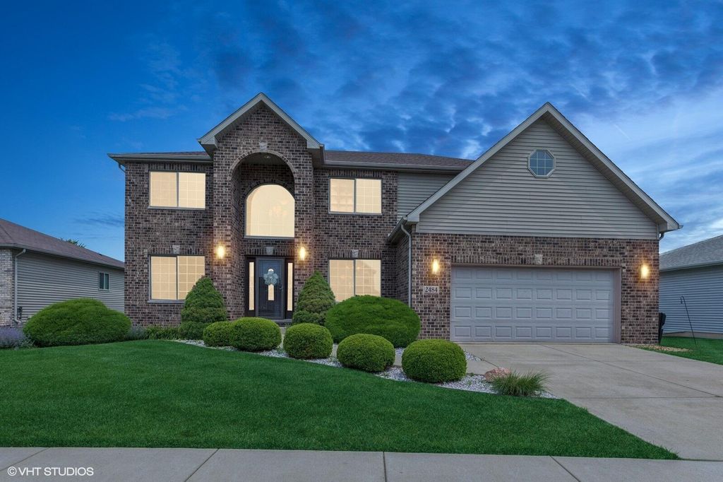 Photo of 2484 W 85th Lane, Merrillville, IN 46410 (MLS # 831814)