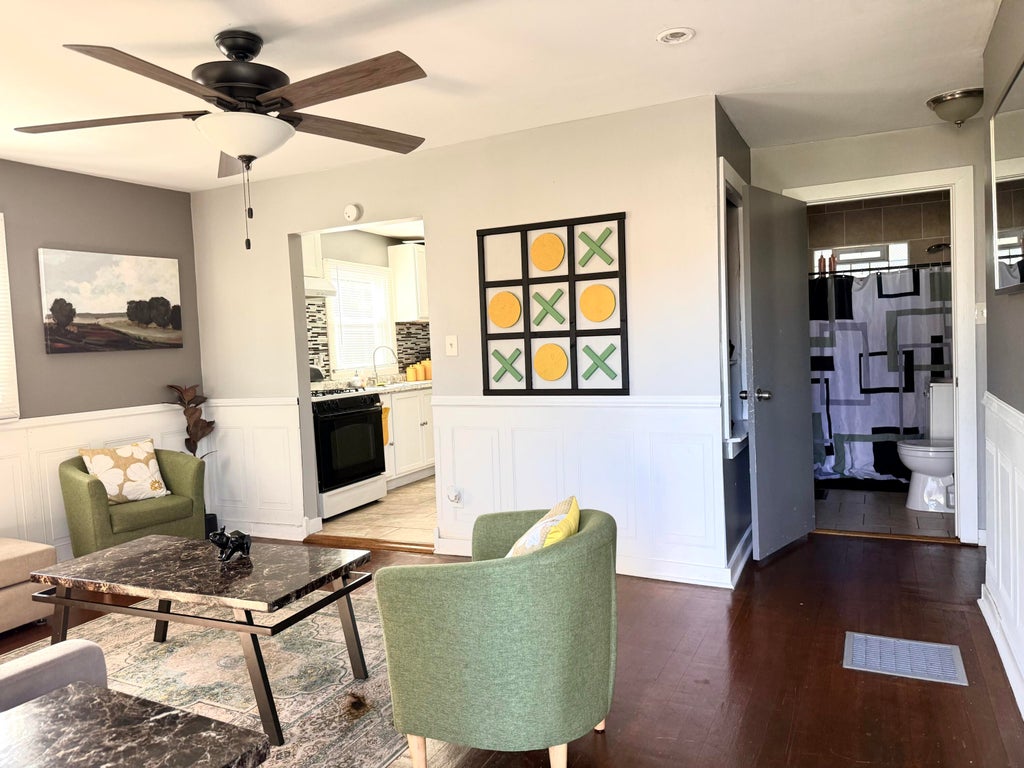 Photo of 4626 Buchanan Street, Gary, IN 46408 (MLS # 847175)