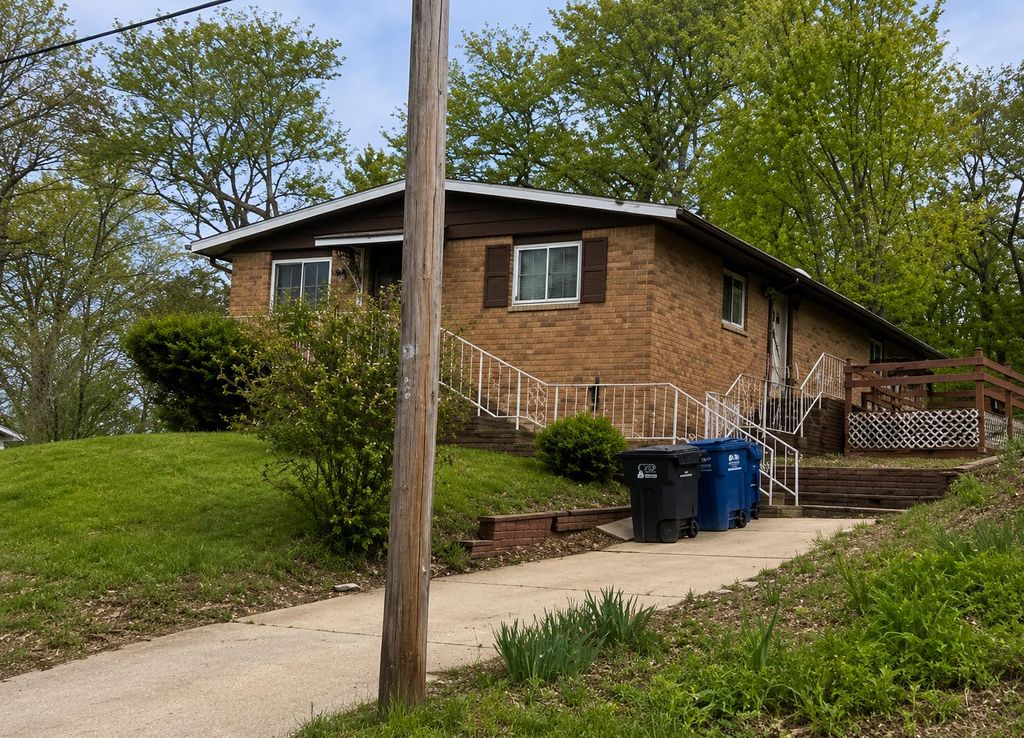 Photo of 234 Douglas Avenue, Michigan City, IN 46360 (MLS # 838863)