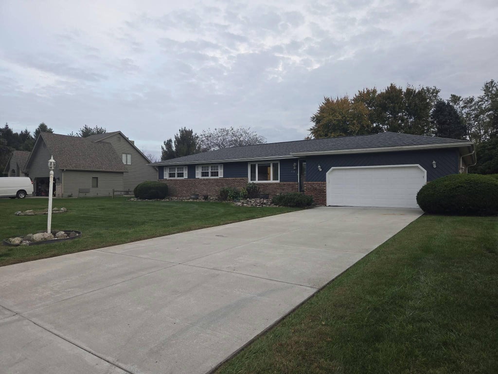 Photo of 314 Jodi Lane, Valparaiso, IN 46385 (MLS # 846989)