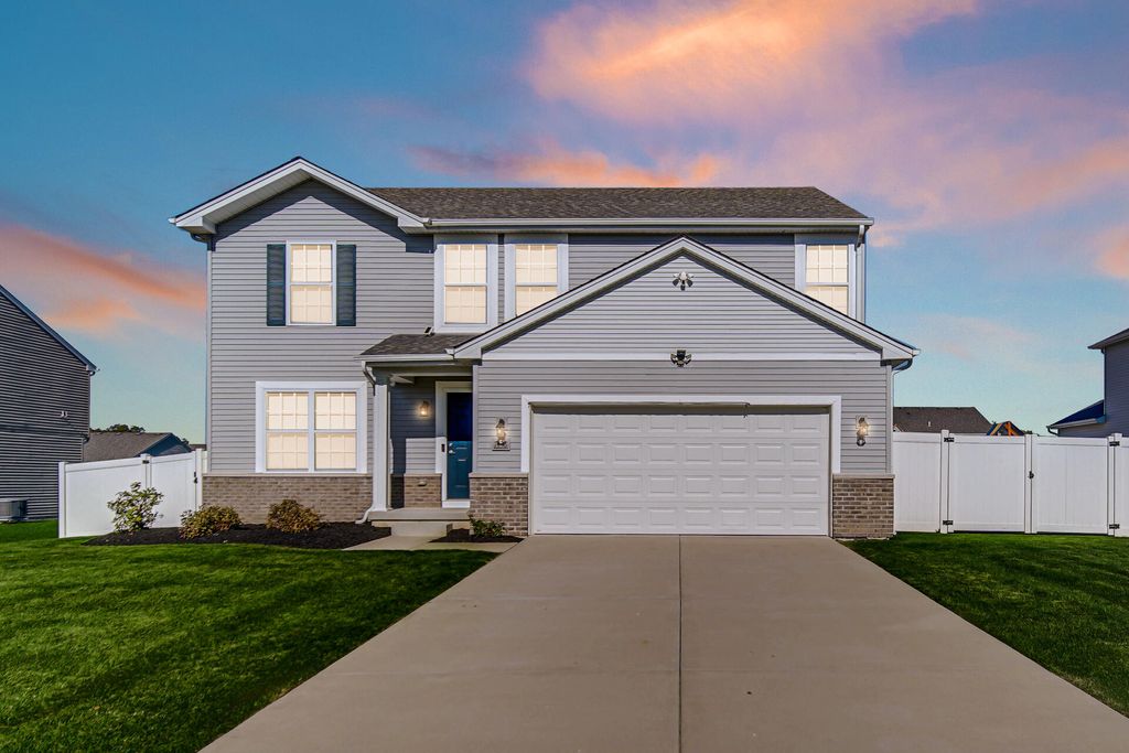 Photo of 7428 E 120th Avenue, Crown Point, IN 46307 (MLS # 832824)