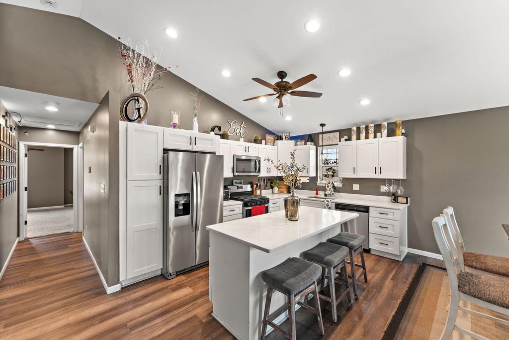 Photo of 7492 Arbor Court, Portage, IN 46368 (MLS # 831843)